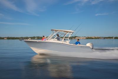 2025 Grady-White Dual Console: Freedom Freedom 235