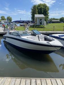 Cobalt R4 Surf For Sale at Lefroy Harbour Lake Simcoe
