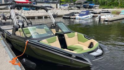 MasterCraft NXT20 for sale at Walkers Point Marina Lake Muskoka