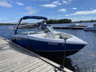 Used Cobalt R3 Surf Lake Muskoka at Walkers Point Marina