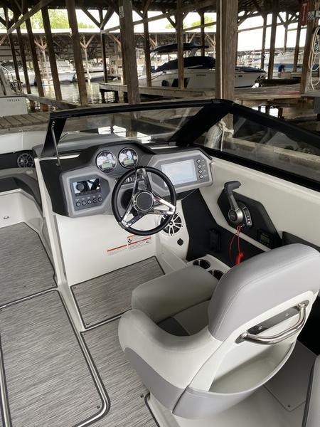 Cobalt CS23 for sale at Lefroy Harbour on Lake Simcoe