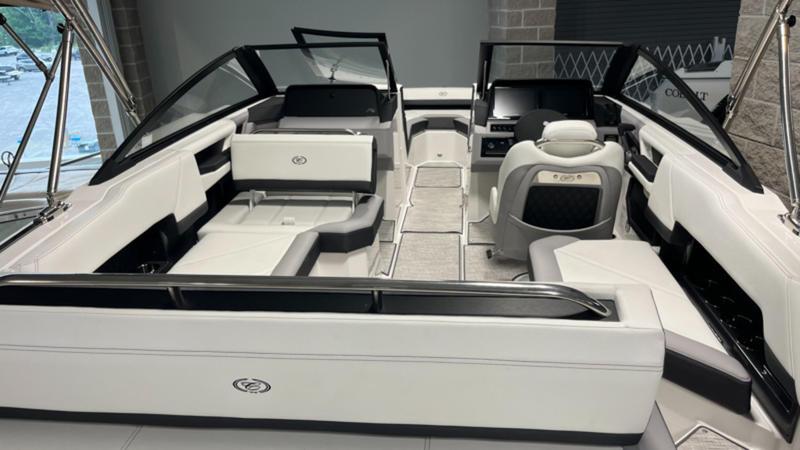 Cobalt r4 For Sale Walkers Point Marina