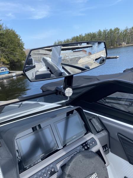 Cobalt r6 Surf For Sale at Walkers Point Marina Muskoka