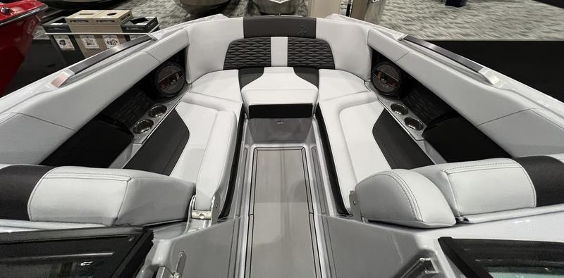 Mastercraft X22 for sale at Walkers Point Marina
