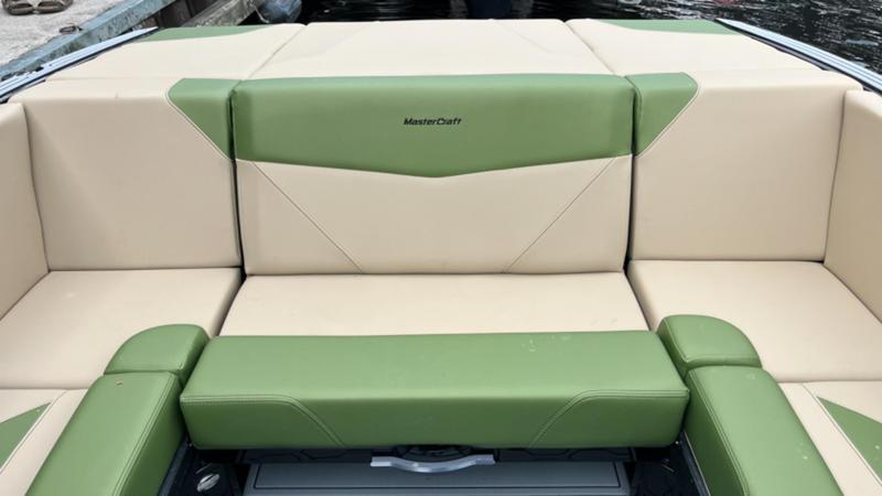 MasterCraft NXT20 for sale at Walkers Point Marina Lake Muskoka