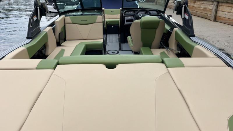 MasterCraft NXT20 for sale at Walkers Point Marina Lake Muskoka