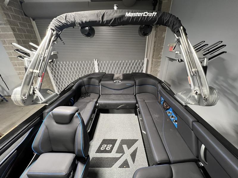 Used Mastercraft Boat For Sale at Walkers Point Marina Lake Muskoka 