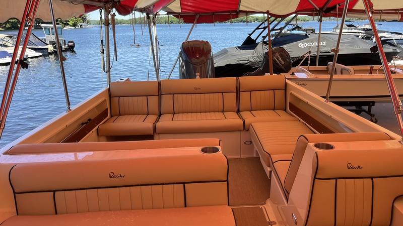 Rossiter R20 Bowrider for sale at Walkers Point Marina Muskoka