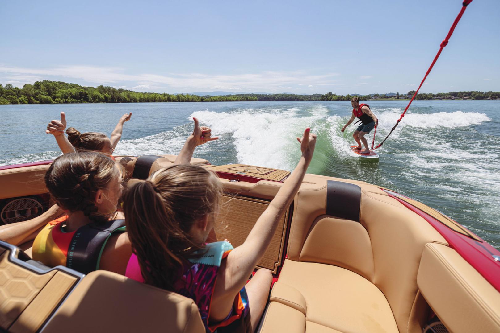 Mastercraft-Toronto-Boat-Show